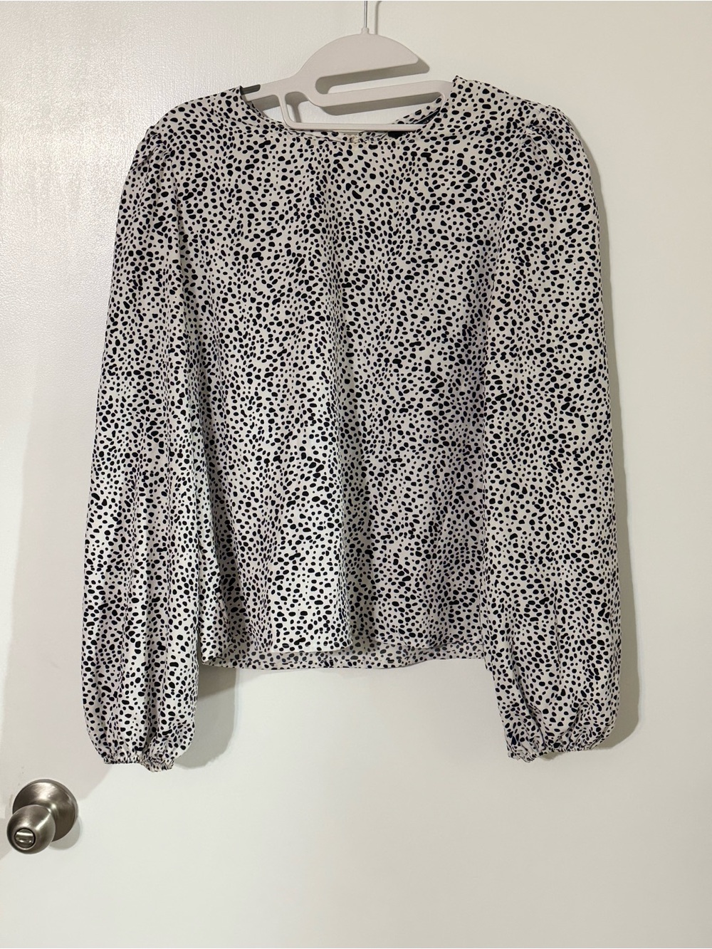 SHEIN Black and White Speckled Long Sleeve Blouse